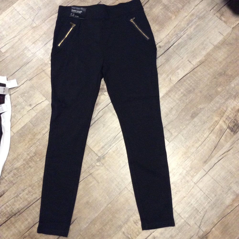 New Look size UK 12 NWT point Zip Black Leggings - Picture 3 of 6